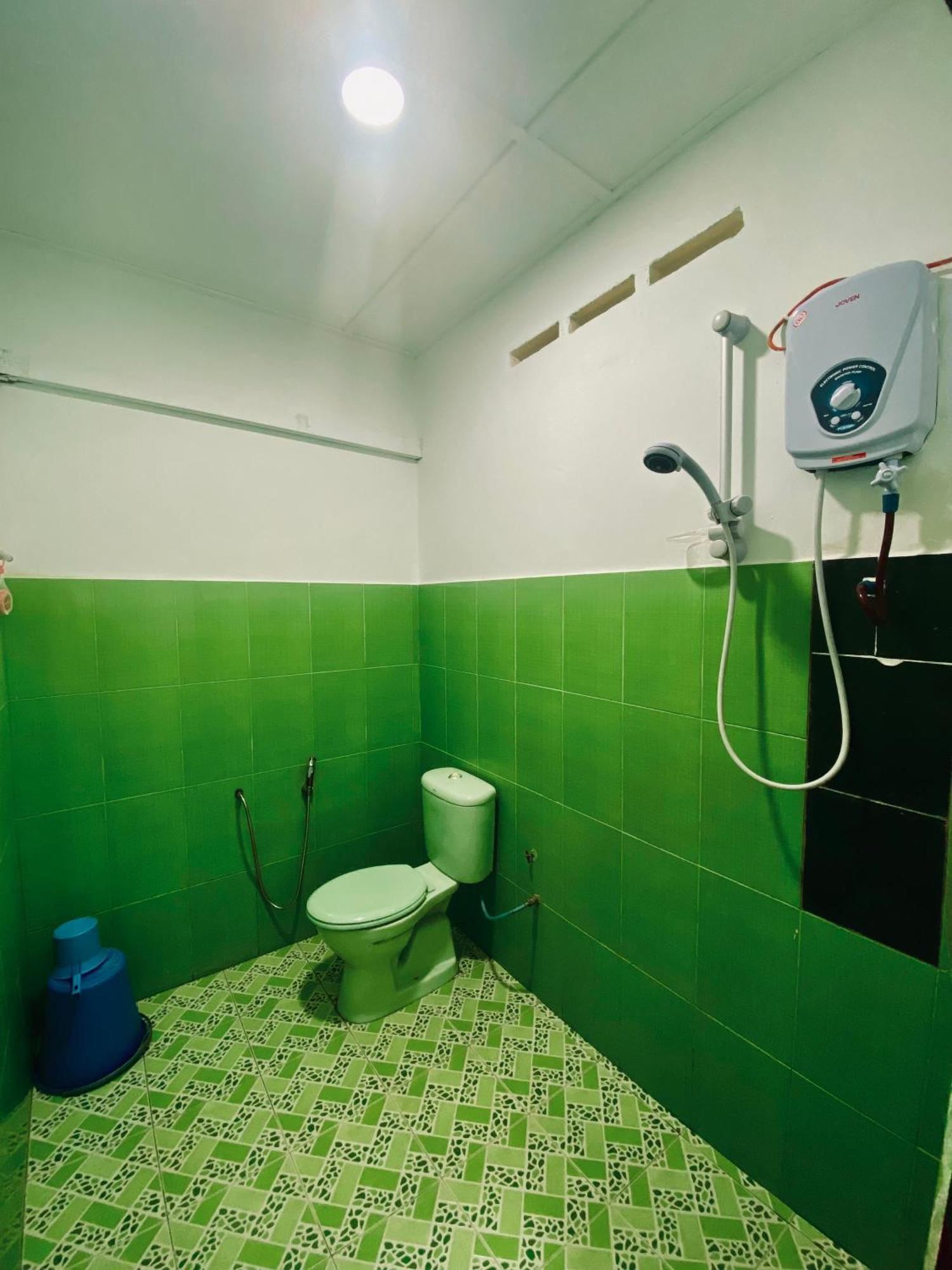 Abot Guest House Куала-Тахан Экстерьер фото